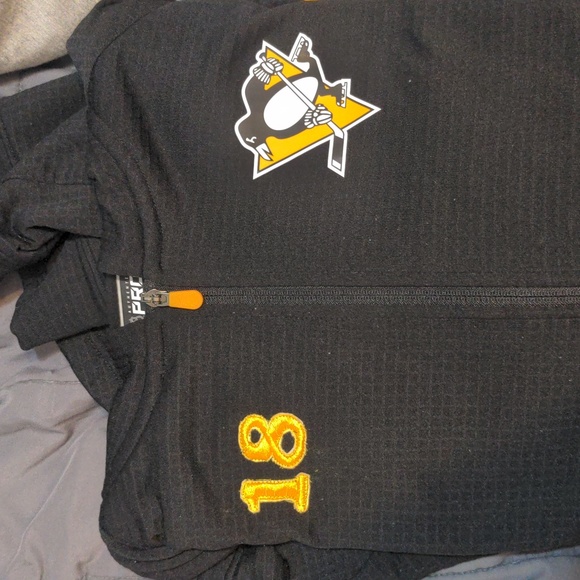 It's way too big for me Xxl - Picture 1 of 8